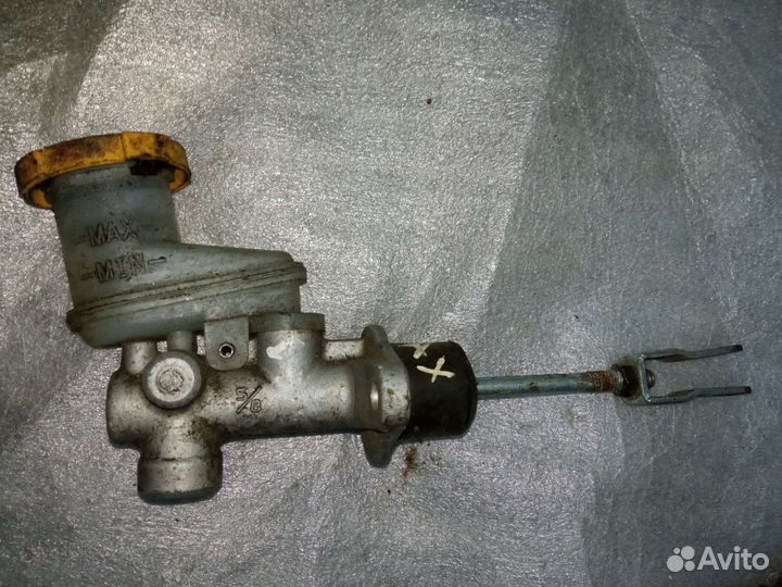 Subaru baja главный тормозной цилиндр