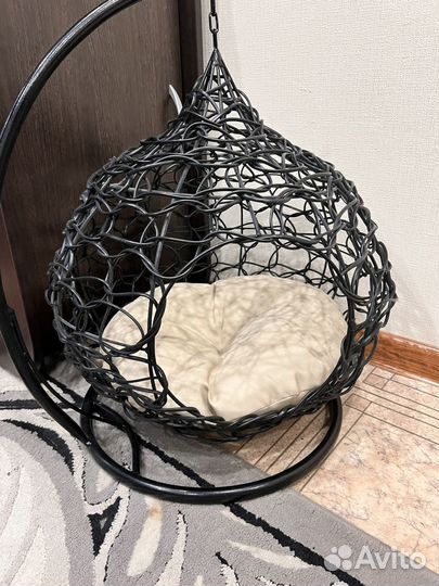 Лежанка для кошек бу