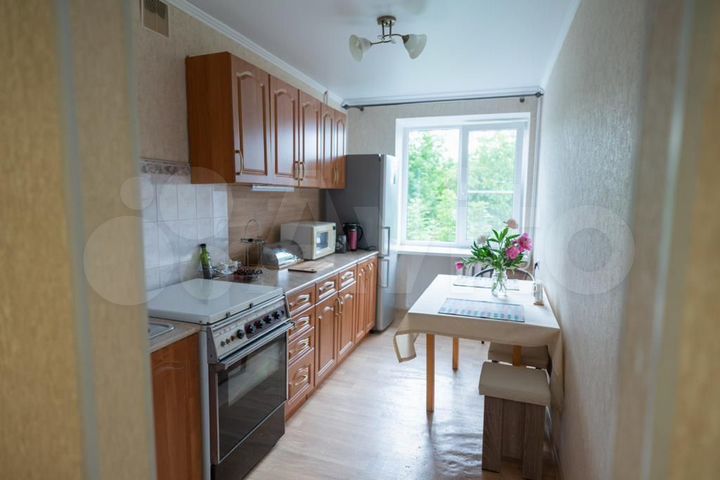 2-к. квартира, 53 м², 2/5 эт.