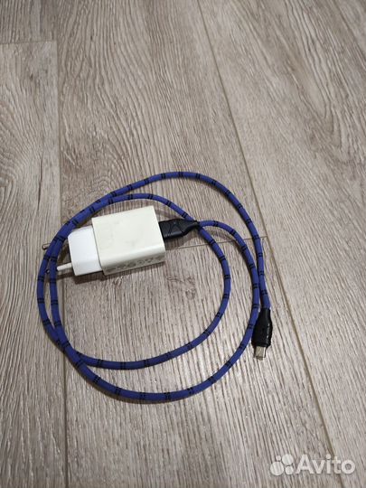 Зарядное устройство для телефона Lenovo