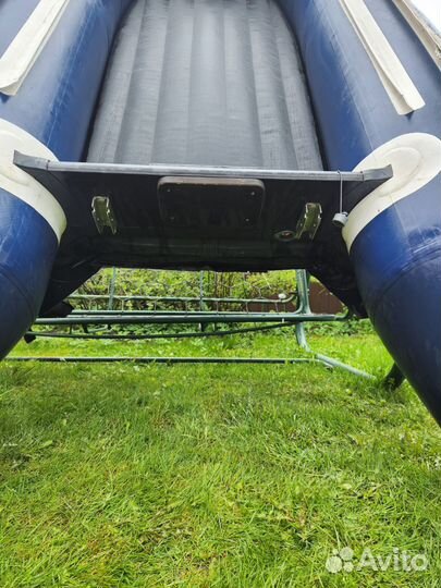 Лодка solar 330