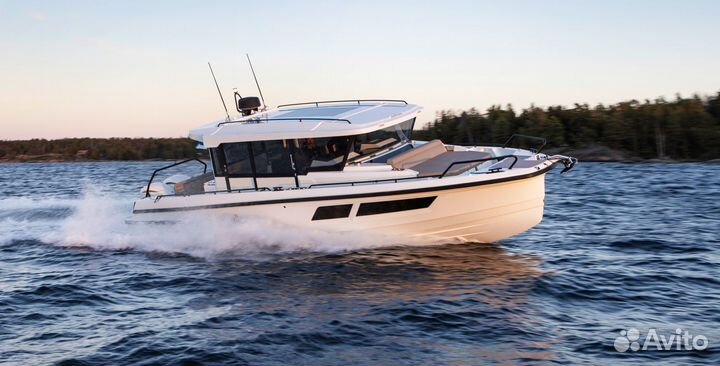 Моторная яхта Quarken 35 Cabin