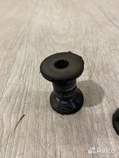 Сайлентблок рулевой рейки Mercedes Benz C230 W203