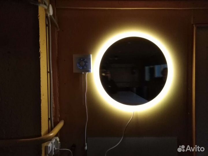 Зеркало с подсветкой