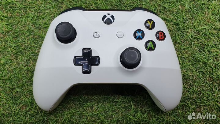 Геймпад беспроводной Xbox One S