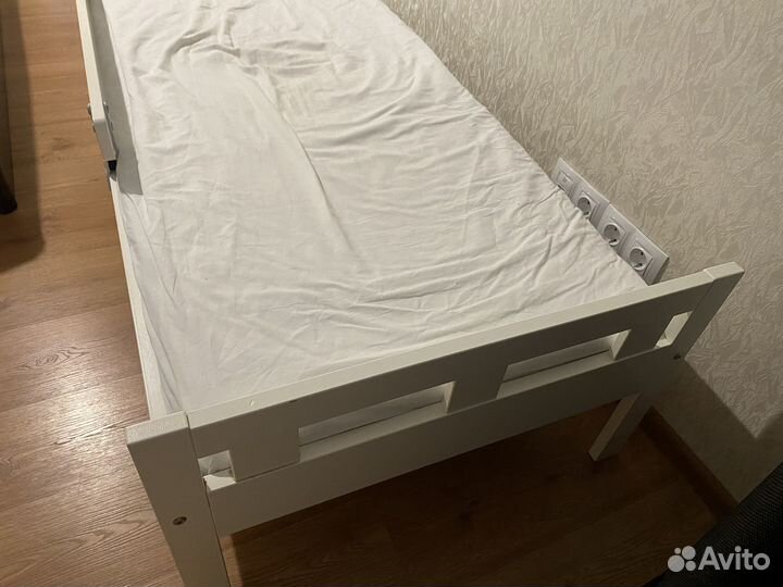 Детская кровать IKEA с матрасом
