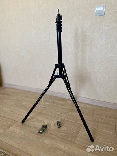 Стойка, штатив для телефона, камеры, лампы