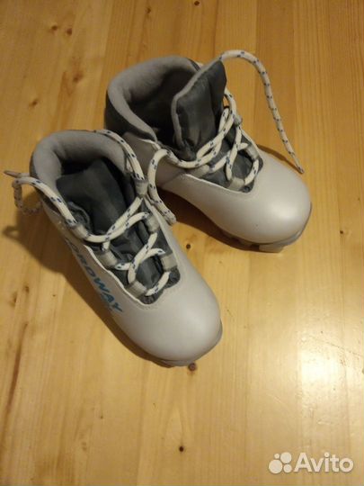 Лыжные ботинки детские