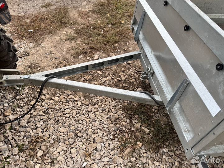 Легковой прицеп