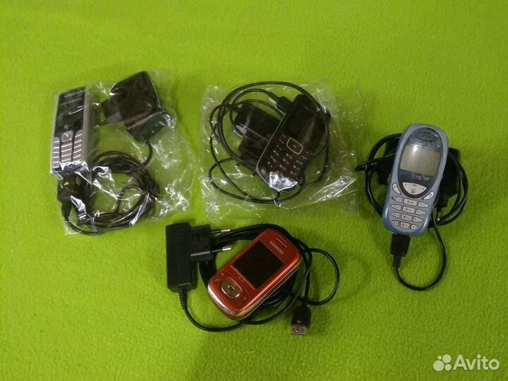 Старинные мобильники LG, Samsung