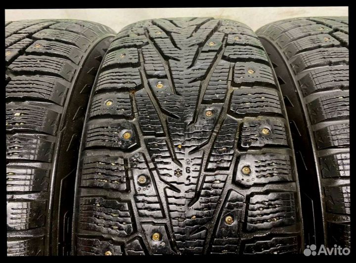 Nokian Tyres Hakkapeliitta 7 SUV 235/65 R17