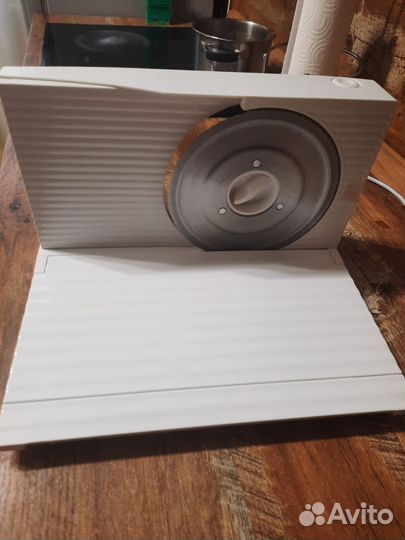 Слайсер.ломтерезка.Машинка для резки