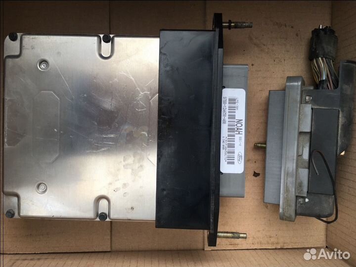 Блок управления двигателем Ford Mondeo II 1.8