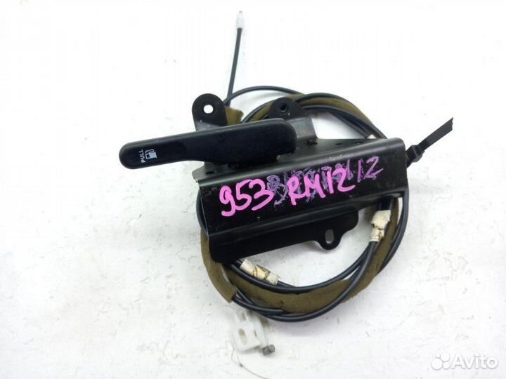 Трос лючка бака Nissan Liberty RM12 QR20 2001