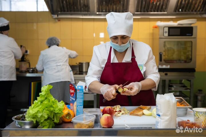 Помощник на кухню