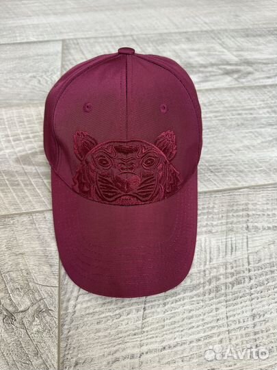 Кепка женская