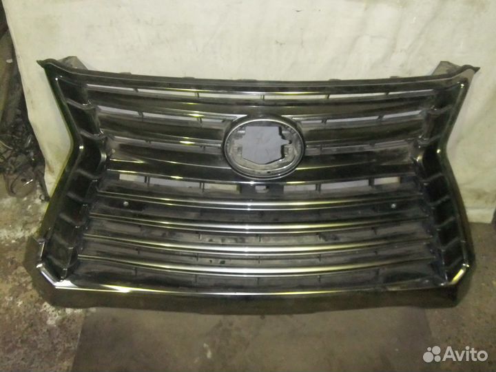 Решетка радиатора Lexus lx 570