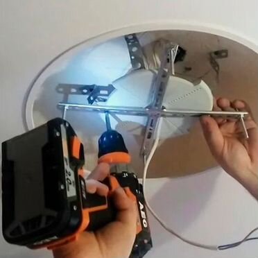 Электрик / Услуги электрика / Мастер электрик на дому / Установка люстр