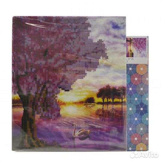 Алмазная мозаика 21x25 Белый кролик среди розовых