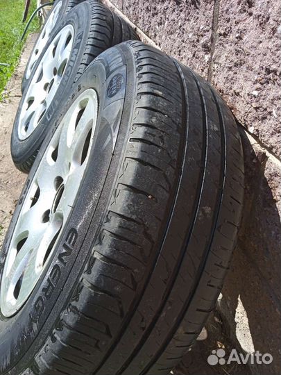 Комплект колес резина+диски(4шт) R15 летние