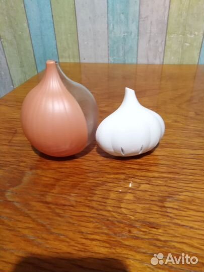 Контейнеры для хранения лука и чеснока