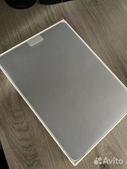 iPad 11 pro 256gb Wi-Fi (4th Generation) Wi-Fi