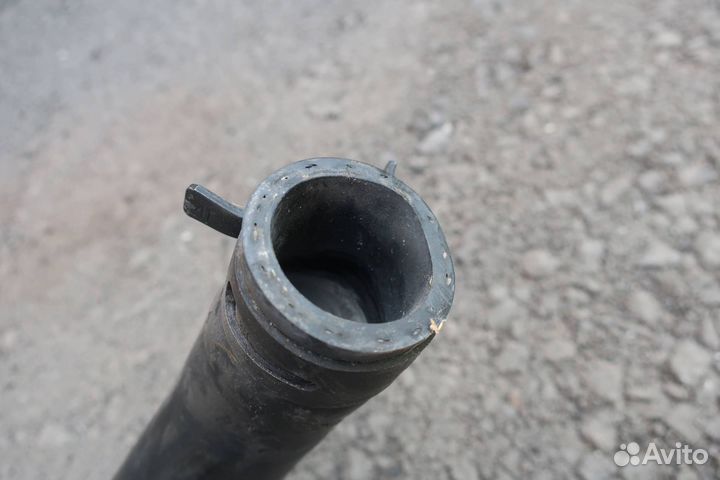 Патрубок радиатора нижний Hyundai Getz