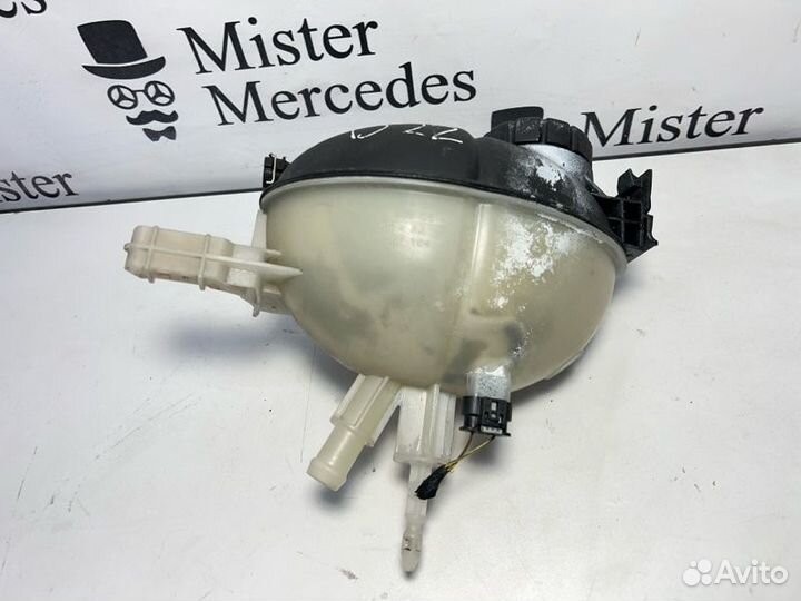 Бачок расширительный Mercedes-Benz E-Class E220