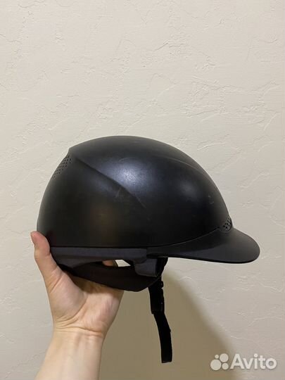 Шлем для верховой езды
