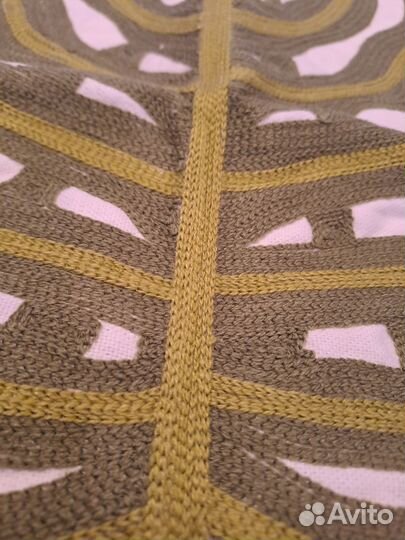 Наволочка. Новая. 44/44.Хлопок/лён/вышивка