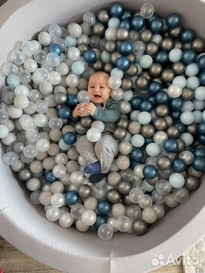 Сухой бассейн с шариками