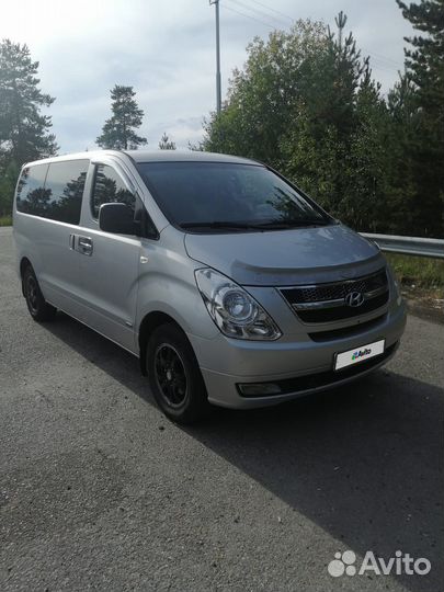 Hyundai Grand Starex 2.5 AT, 2009, 230 000 км