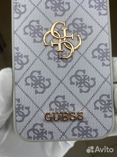 Чехол на iPhone 14 guess серый