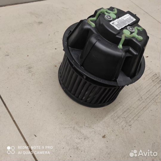 Моторчик печки Nissan Almera G15 1.6 16V K4M 2013