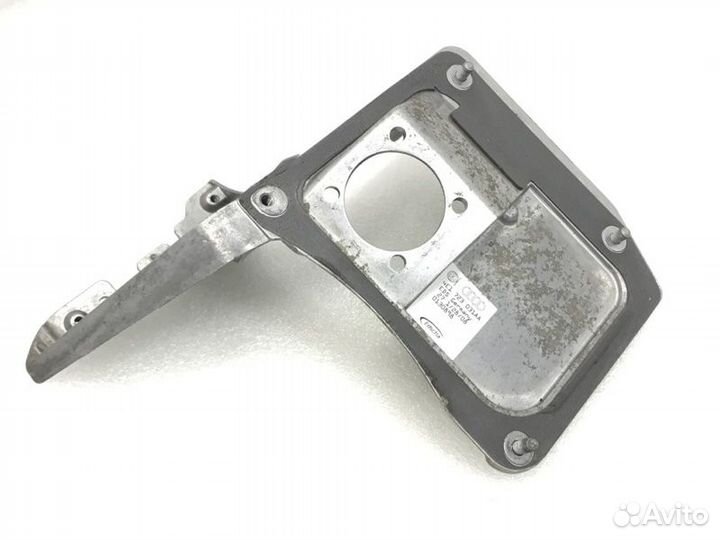 Кронштейн педали газа Audi A8 D3 BVJ 2008