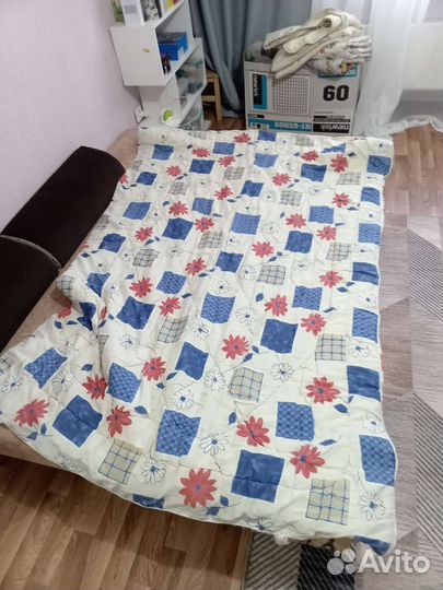 Одеяла лотом