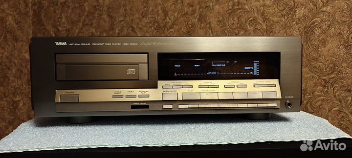 CD проигрыватель Yamaha CDX 10000