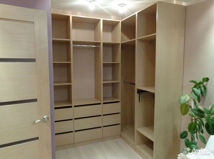 Шкаф навесной