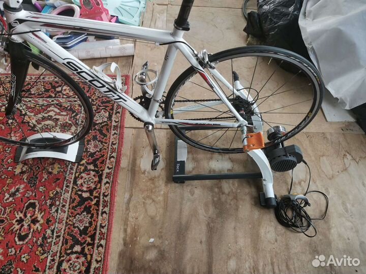 Велостанок tacx