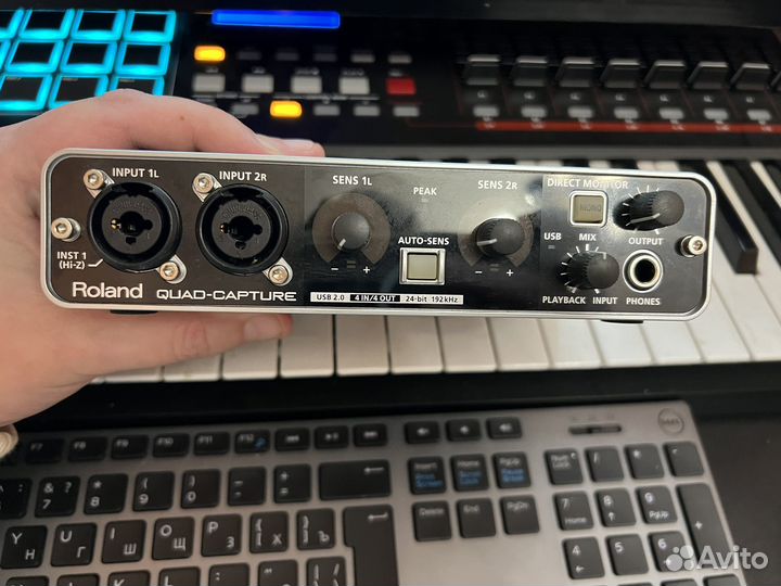 Внешняя звуковая карта Roland Quad capture ua-55