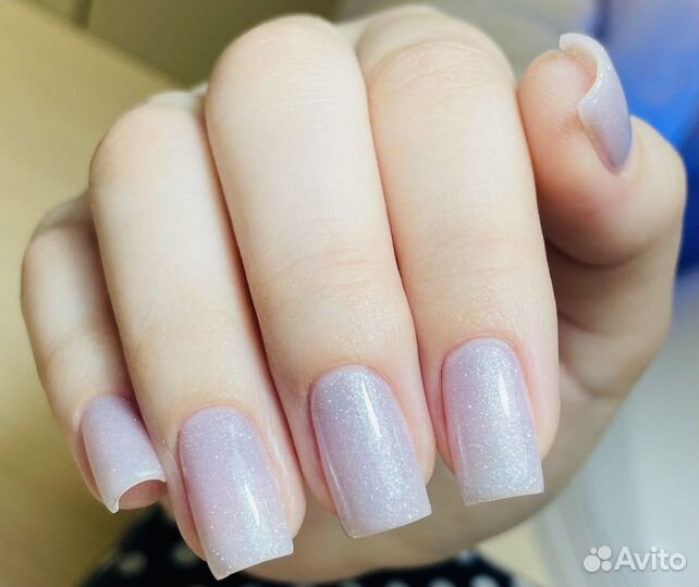 Начинающий мастер маникюра