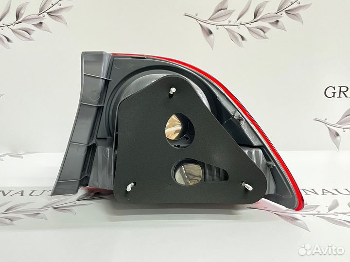 Фонарь задний левый Тайвань Honda Civic 8 4D 06-09