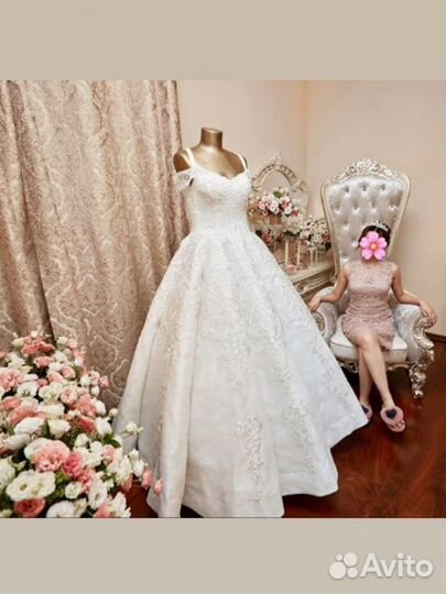 Свадебное платье пышное