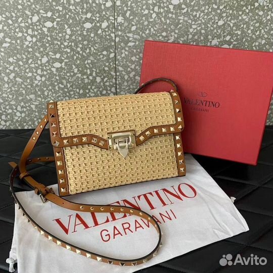 Сумка Valentino из рафии