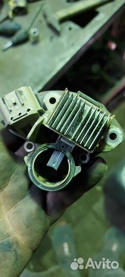 Реле регулятор генератора Mitsubishi