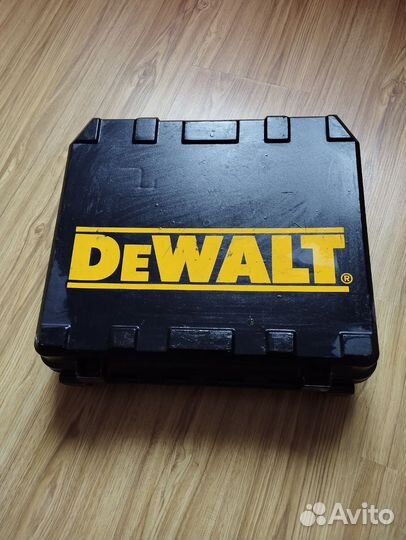 Кейс для электролобзика dewalt