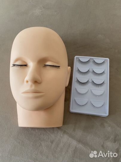 Манекен тренировочный для наращивания ресниц