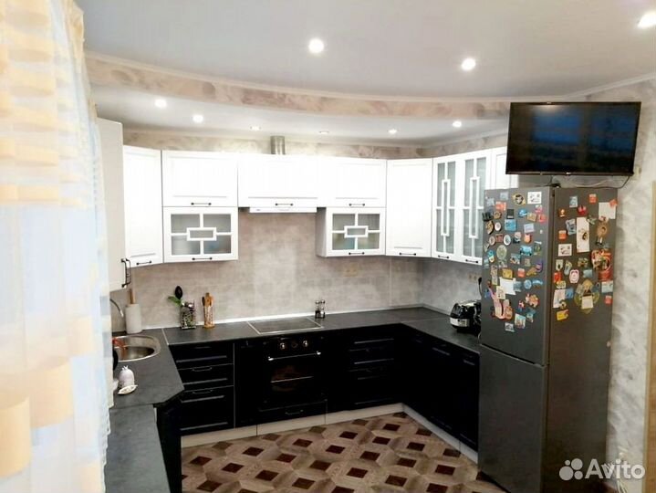 Кухня новая