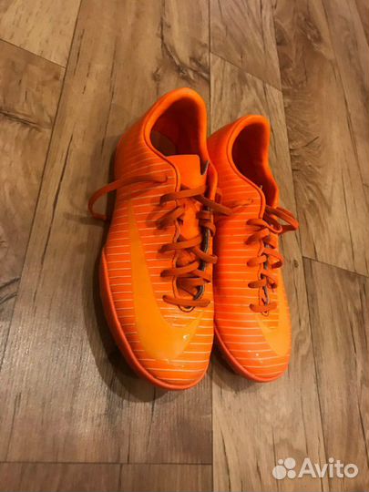 Бутсы, размер 35