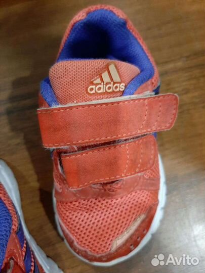 Кроссовки Adidas